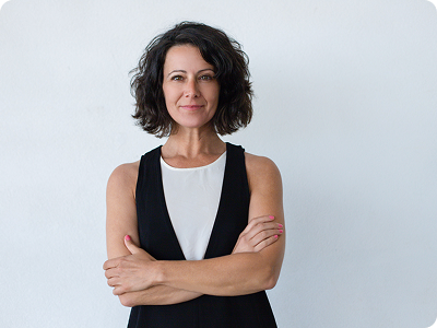 Esperta di trading di Finora Capital